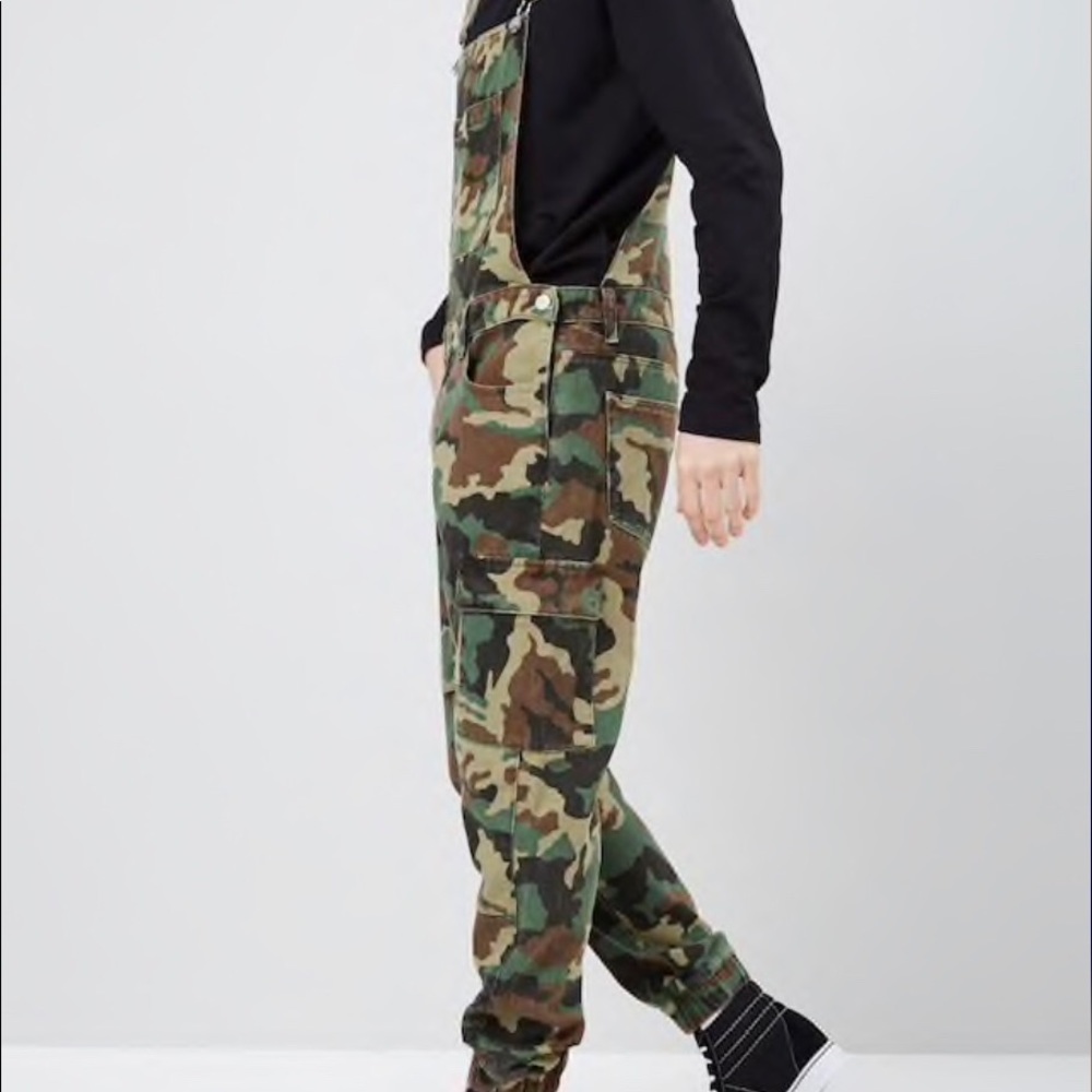 Forever21 camo overalls
